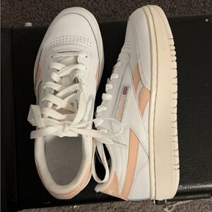 Reebok Club C Womens Sneakers